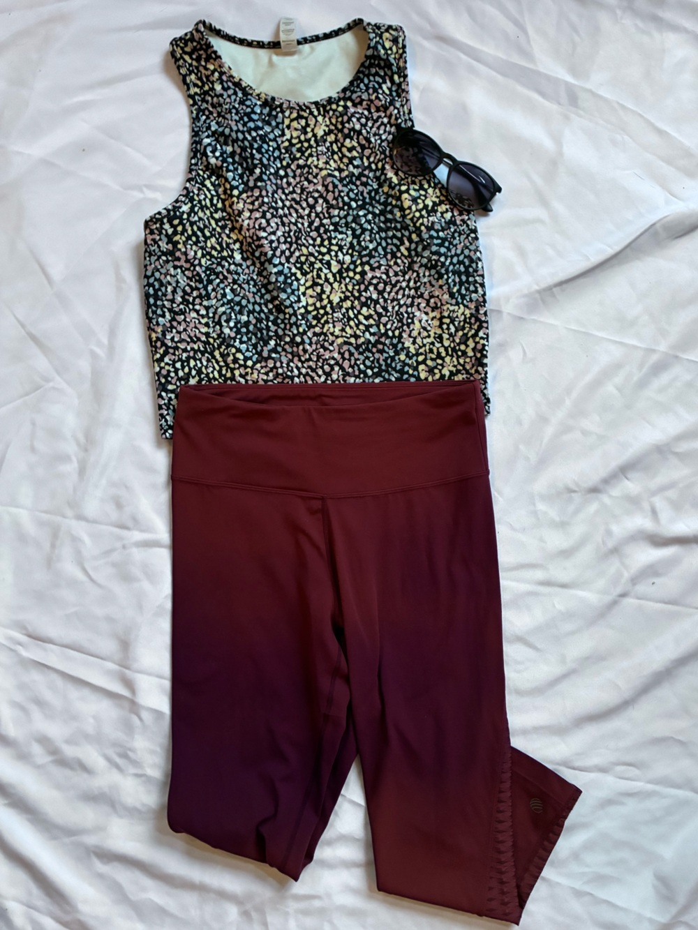 MPG Burgundy High-Waist Cropped Leggings